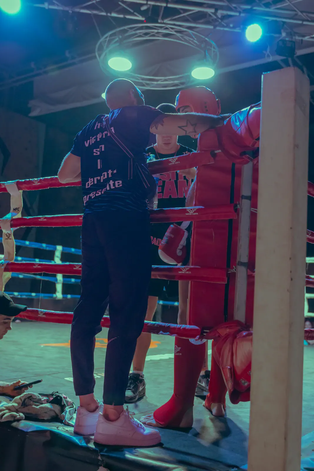 Preparación de un combate dentro del ring
